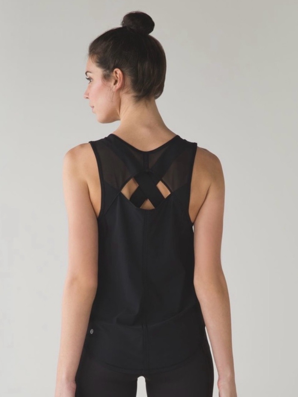 Black Sleeveless Women's Lululemon activewear sleeveless top XL